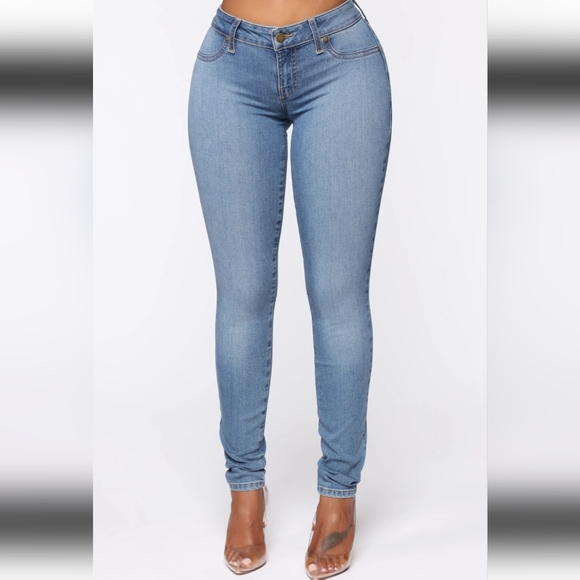 NWT Blue low rise jeans - Picture 5 of 5